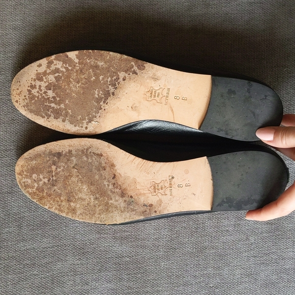 French Sole Pearl Black Leather Flats - Picture 2 of 2